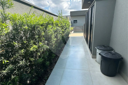 Casa à venda com 3 quartos, sendo 1 suíte, no condomínio Residencial Evidências, Indaiatuba - SP