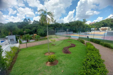 Casa à venda com 2 quartos, sendo 1 suíte, no condomínio Residencial Viva Vida, Cotia - SP