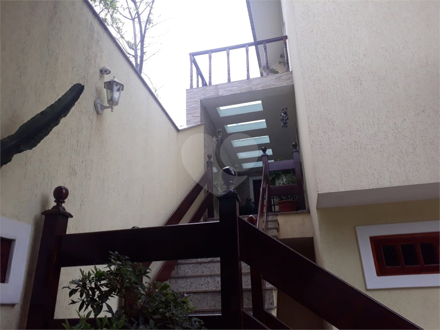 Sobrado à venda com 6 quartos, sendo 5 suítes, em Tremembé, São Paulo, SP