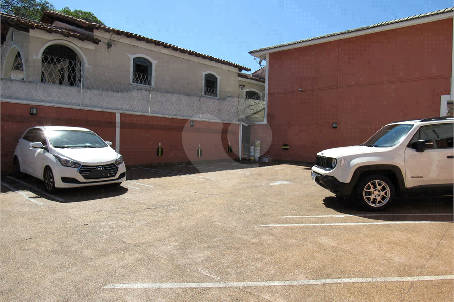 Casa à venda com 2 suítes no condomínio Real Residencial Julia, São Paulo - SP