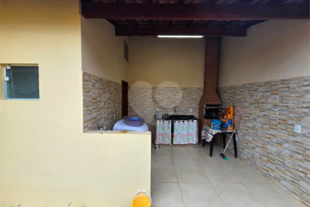 Casa à venda com 2 quartos, sendo 1 suíte, em Therezinha Piedade, Itapetininga, SP