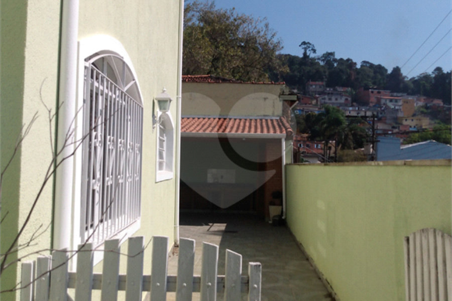 Sobrado à venda com 3 quartos, sendo 1 suíte, em Horto Florestal, São Paulo, SP