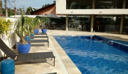 Casa à venda com 5 quartos, sendo 3 suítes,  em Camburi, São Sebastião, SP