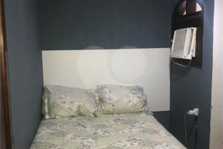Triplex à venda com 4 quartos, sendo 1 suíte, em Campo Grande, Rio de Janeiro, RJ