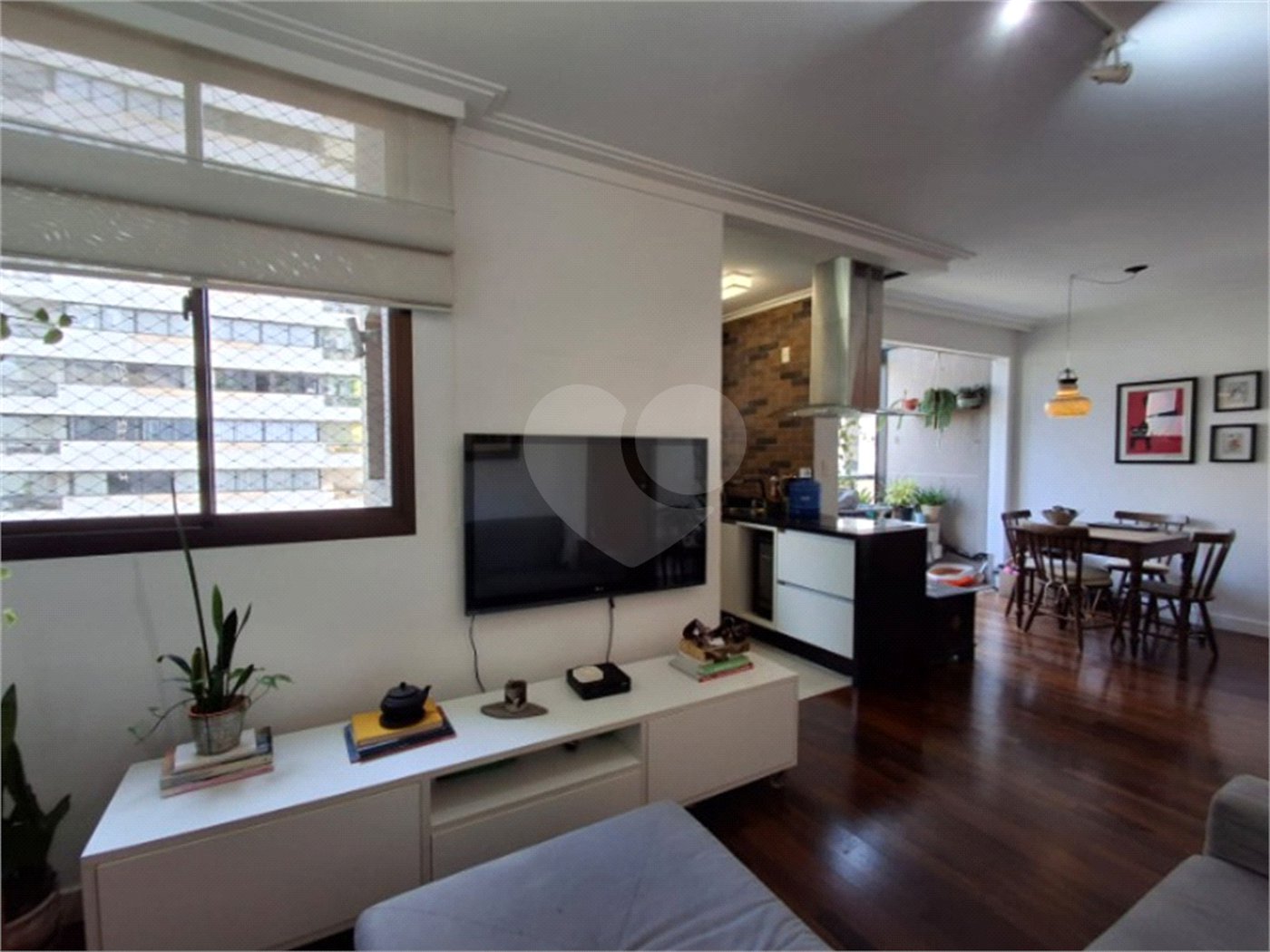 Apartamento à venda com 2 suítes em Indianópolis, São Paulo, SP