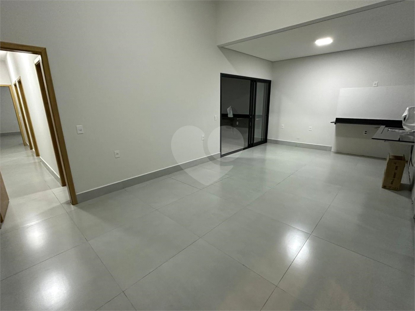 Casa à venda com 3 quartos, sendo 1 suíte, em Jardim Bom Sucesso, Indaiatuba, SP