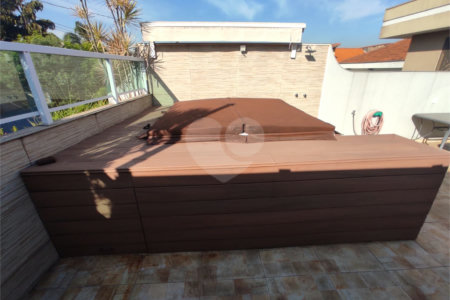 Sobrado à venda com 3 quartos, sendo 1 suíte, em Vila Ema, São Paulo, SP