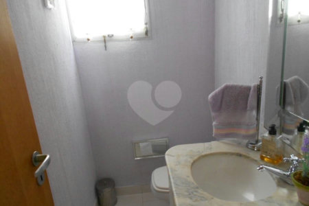 Apartamento à venda com 3 quartos, sendo 1 suíte,  em Santa Cecília, São Paulo, SP