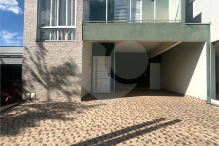 Casa à venda ou para alugar com 2 quartos, sendo 4 suítes, no condomínio Residencial Jardim Bréscia, Indaiatuba - SP
