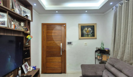 Casa à venda com 2 quartos, sendo 1 suíte, em Vila Vianelo, Jundiaí, SP