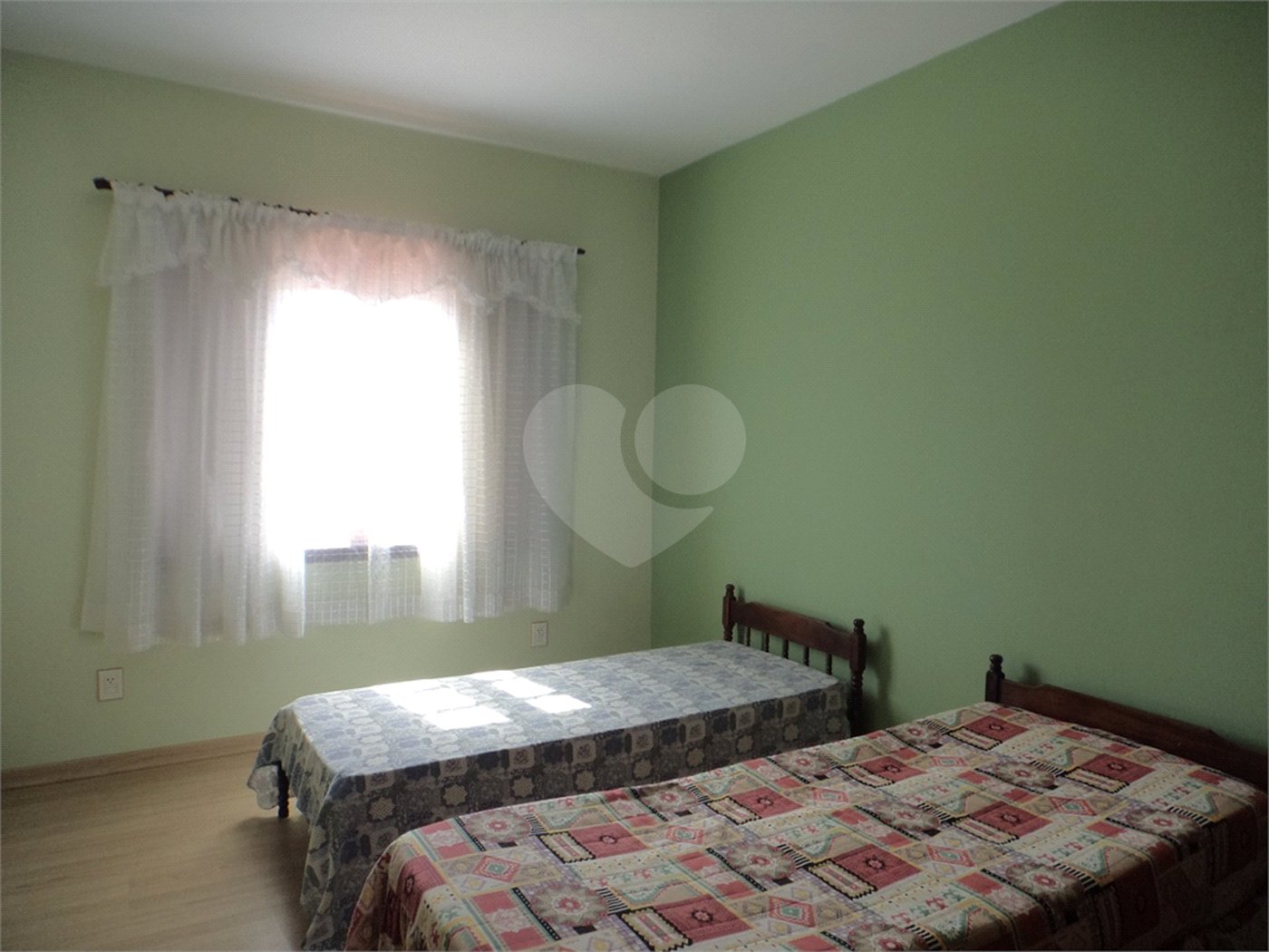 Casa à venda com 4 suítes em Nova Gardênia, Atibaia, SP