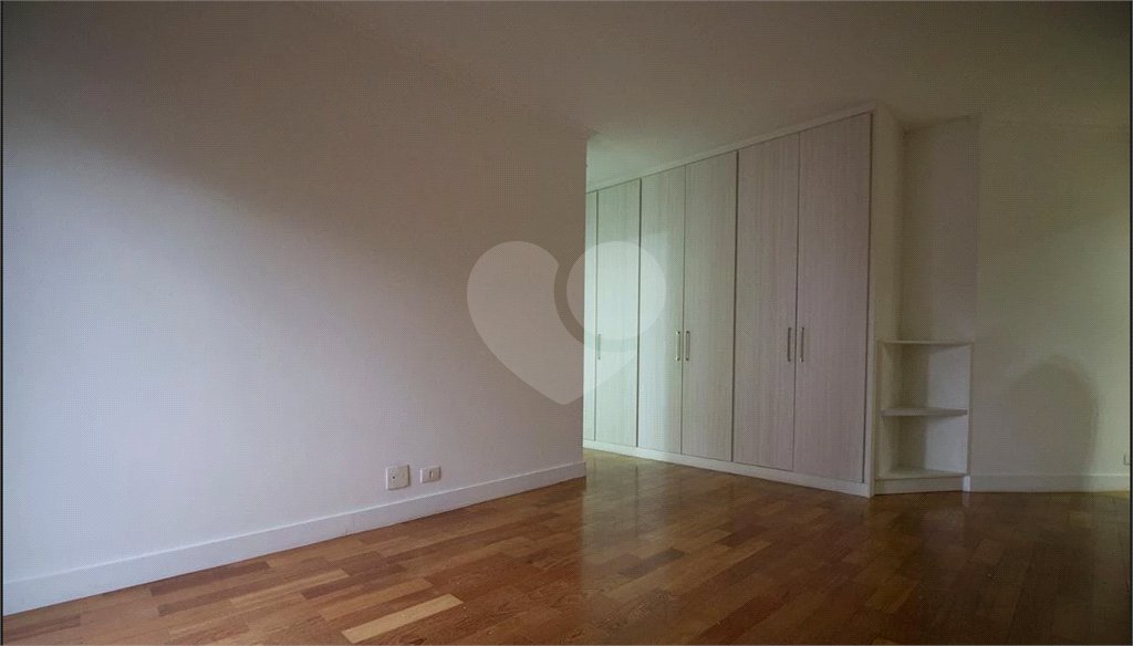 Apartamento à venda com 3 suítes em Jardim Vila Mariana, São Paulo, SP