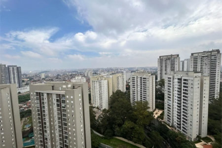 Apartamento à venda com 3 quartos, sendo 1 suíte, em Vila Andrade, São Paulo, SP