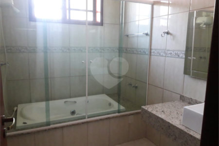 Casa à venda com 3 quartos, sendo 1 suíte, no condomínio Parque da Fazenda, Itatiba - SP