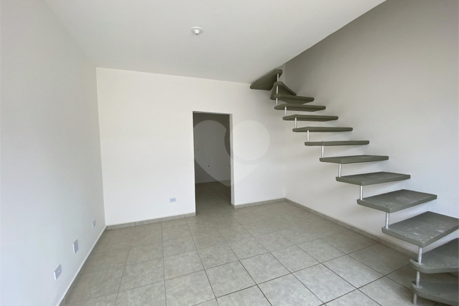 Casa à venda com 2 quartos em Vila Aurora (zona Norte), São Paulo, SP