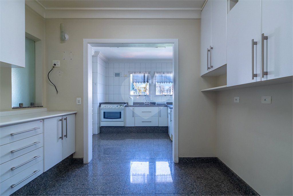 Apartamento à venda com 4 quartos, sendo 3 suítes, em Brooklin Paulista, São Paulo, SP