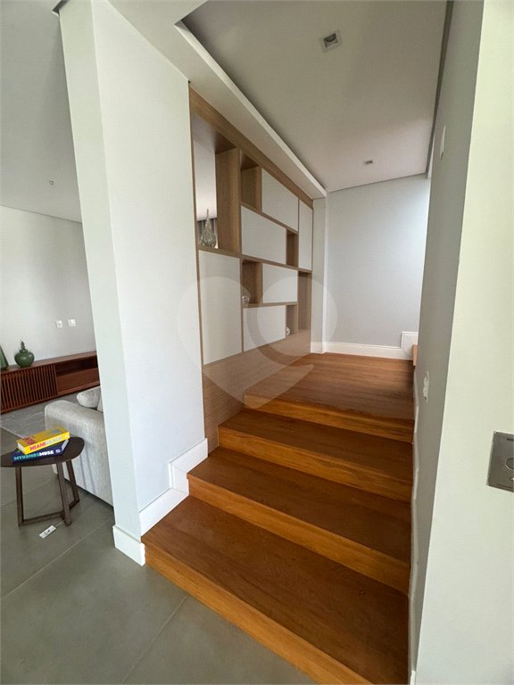 Casa à venda com 4 suítes no condomínio Villas do Golf, Itu - SP