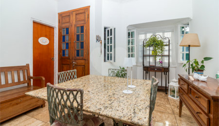 Casa à venda com 3 quartos, sendo 1 suíte,  em Chácara Monte Alegre, São Paulo, SP