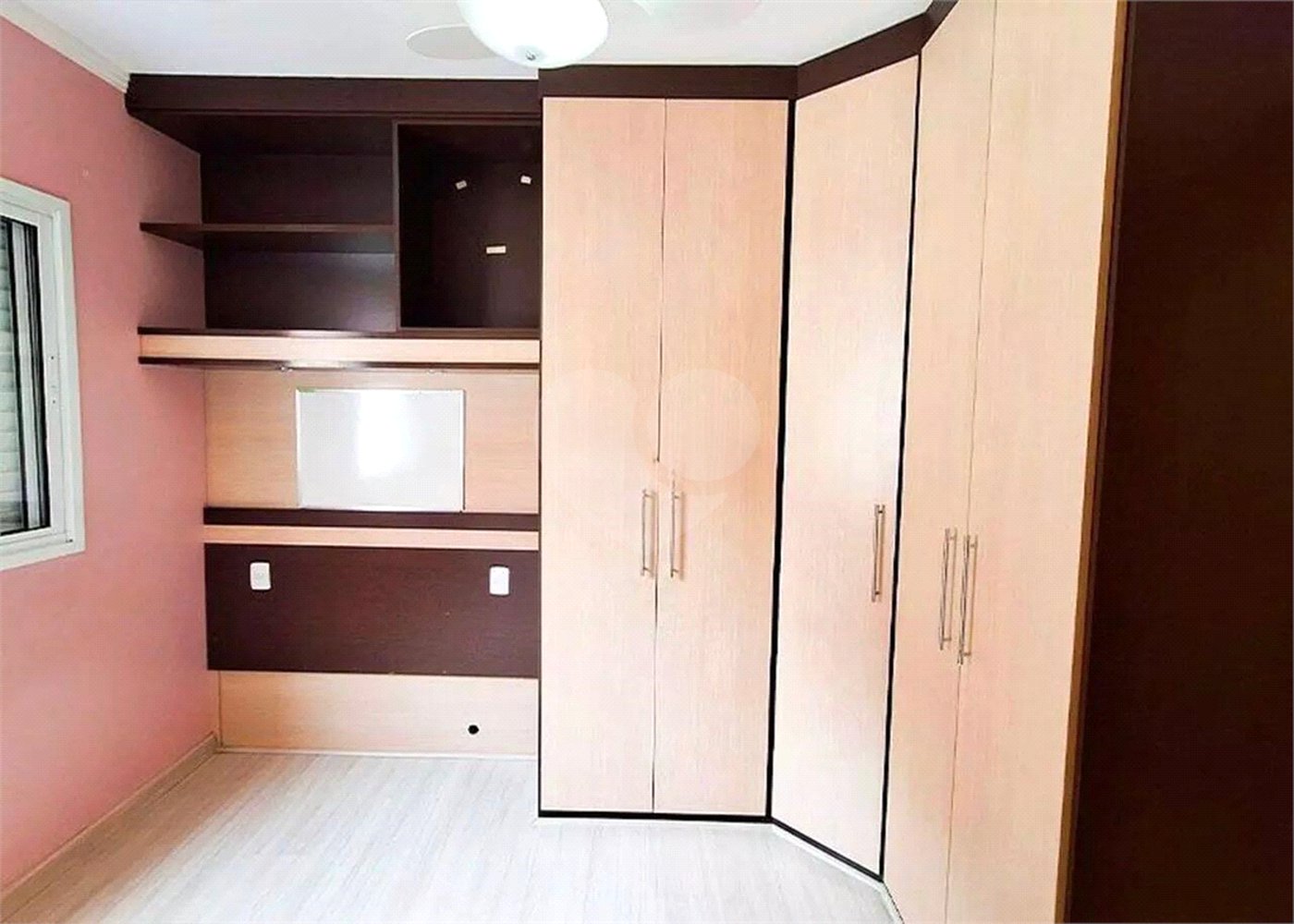 Apartamento à venda com 3 quartos, sendo 1 suíte, em Parque Campolim, Sorocaba, SP