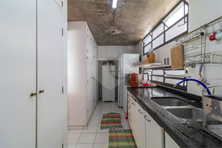 Casa de Vila à venda com 3 quartos, sendo 1 suíte, em Chácara Monte Alegre, São Paulo, SP