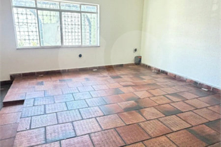 Casa Térrea à venda com 4 quartos, sendo 1 suíte, em Água Fria, São Paulo, SP