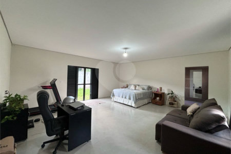 Casa à venda com 2 suítes em Jardim Estância Brasil, Atibaia, SP