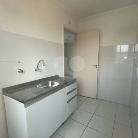 Apartamento à venda com 2 quartos em Parque Ipê, São Paulo, SP