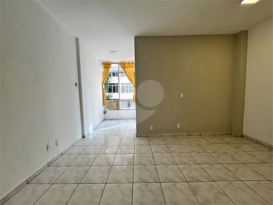 Apartamento à venda ou para alugar com 1 suíte no Centro, Rio de Janeiro, RJ