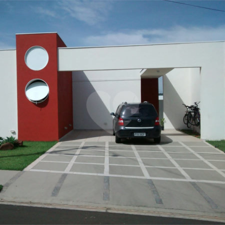 Casa à venda com 3 quartos, sendo 1 suíte, no condomínio Lago da Serra, Araçoiaba da Serra - SP