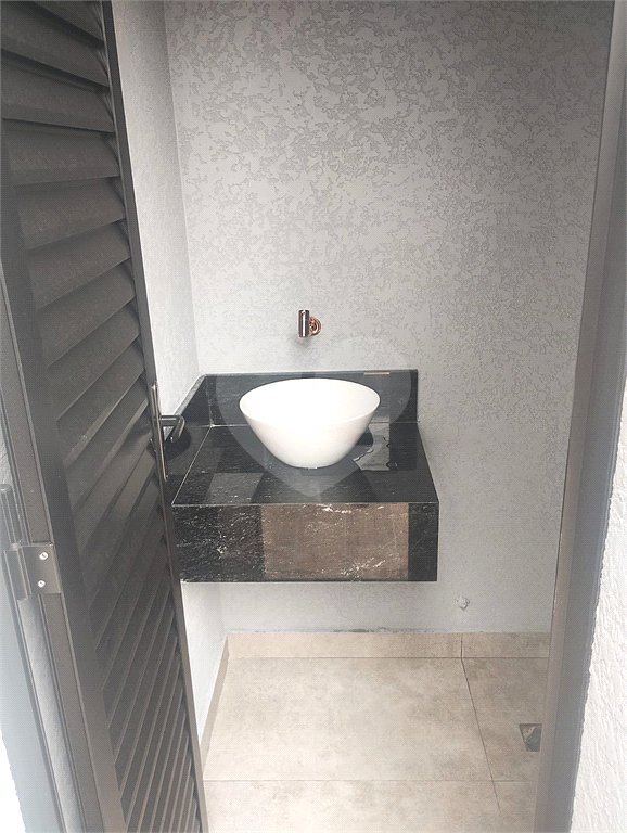 Casa à venda com 3 quartos, sendo 1 suíte,  no condomínio Horto Florestal Villagio, Sorocaba - SP