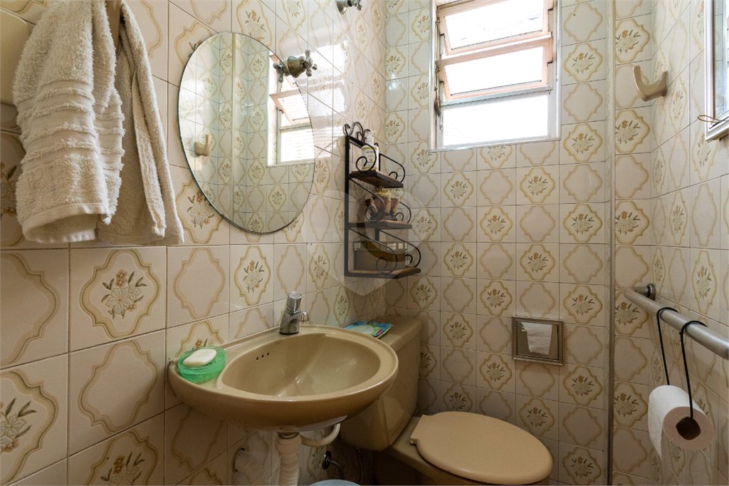Sobrado à venda com 3 quartos, sendo 1 suíte, em Moema, São Paulo, SP