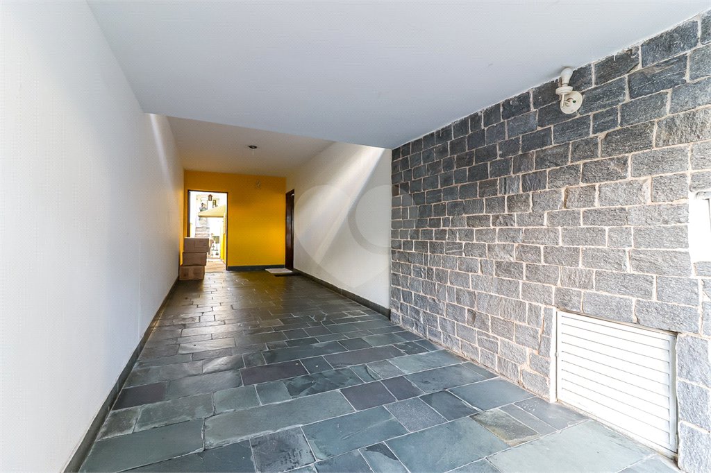 Casa à venda com 3 quartos, sendo 1 suíte, em Mirandópolis, São Paulo, SP