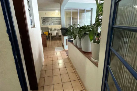 Casa à venda com 3 quartos, sendo 1 suíte,  em Jardim Casablanca, São Paulo, SP