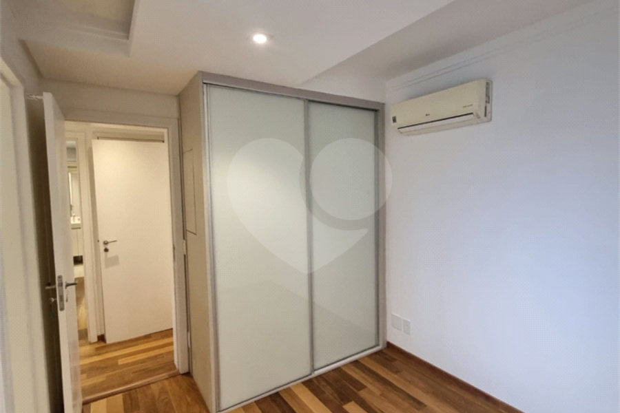 Apartamento à venda com 3 suítes em Santana, São Paulo, SP
