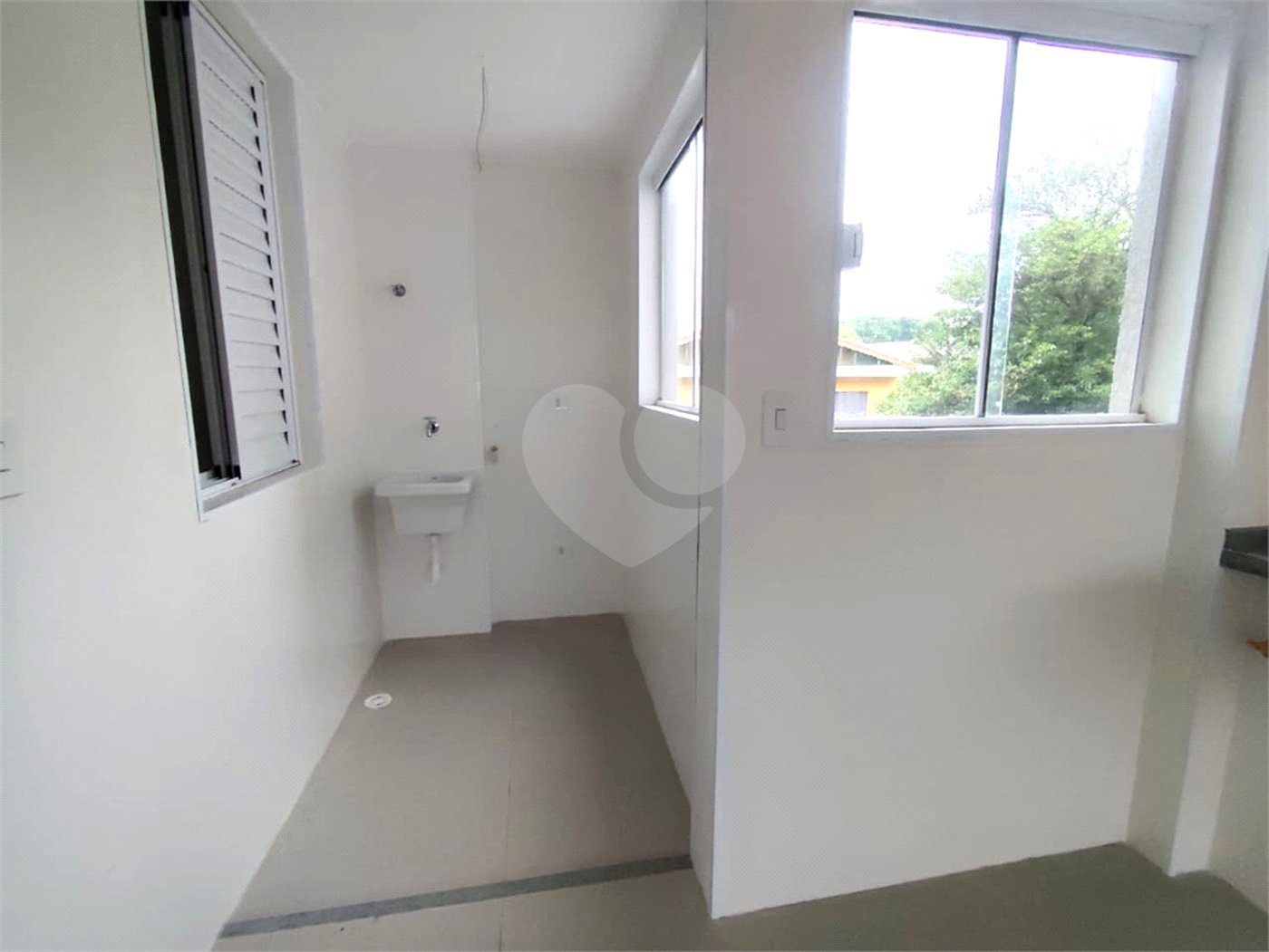 Apartamento com 2 dormitórios à venda, 37 m² por R$ 245.000 - Vila Alpina - São Paulo/SP