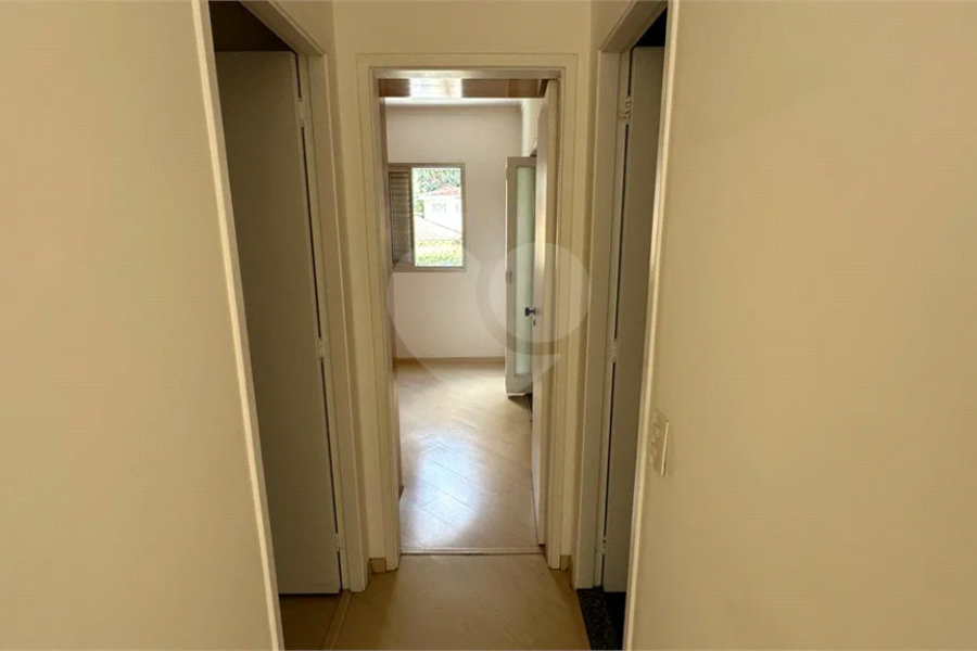 Apartamento 2 quartos (1suíte) 1 vaga na rua Piracema próximo a Saint Tropez
