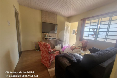 Casa a Venda na Av. Presidente Castelo Branco em Vinhedo/SP