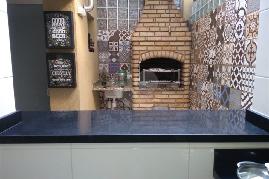Casa à venda com 3 quartos, sendo 1 suíte, no condomínio Residencial Água Fria, São Paulo - SP