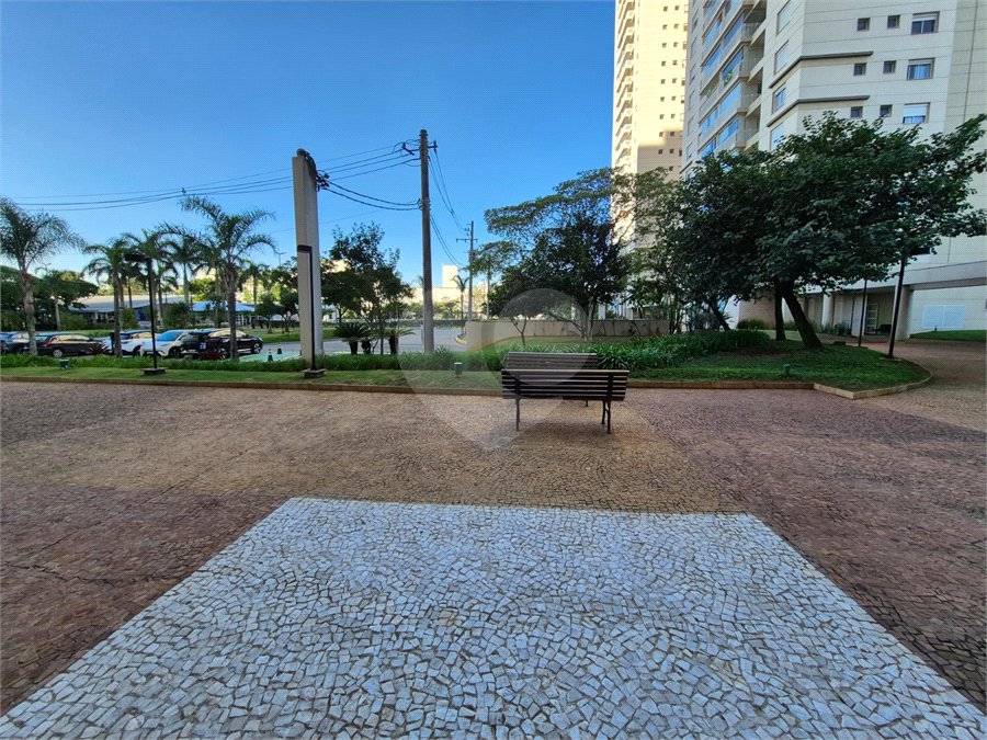 Apartamento à venda com 3 quartos, sendo 1 suíte,  em Jardim Olympia, São Paulo, SP