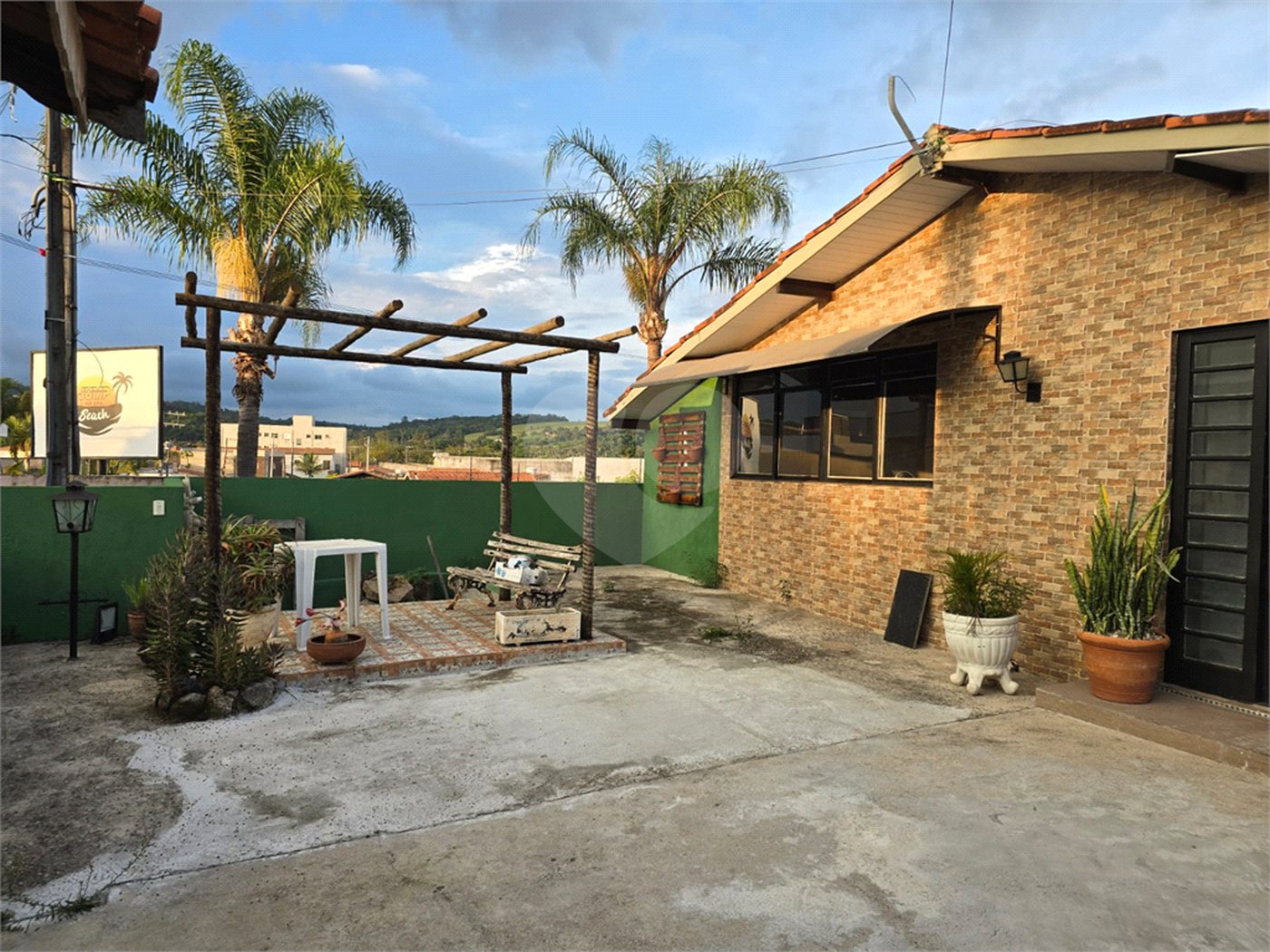 Casa à venda com 2 quartos em Ressaca, Atibaia, SP