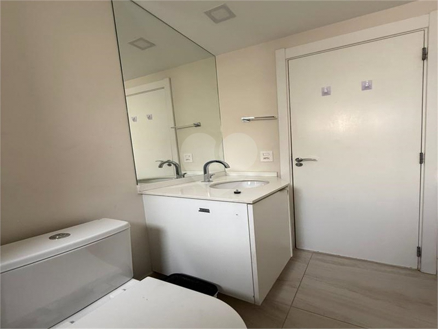 Apartamento à venda ou para alugar com 3 quartos, sendo 1 suíte, em Vila Andrade, São Paulo, SP