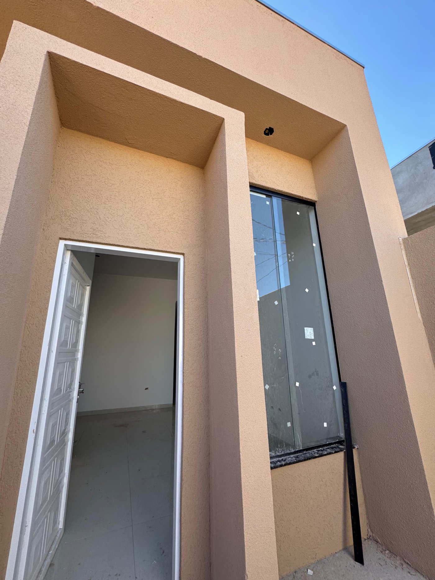 Casa à venda com 3 quartos, sendo 1 suíte,  em Nova Três Lagoas, Três Lagoas, MS