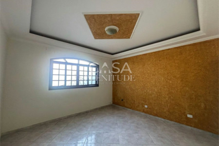 Sobrado à venda com 3 quartos, sendo 1 suíte, em Wanel Ville, Sorocaba, SP