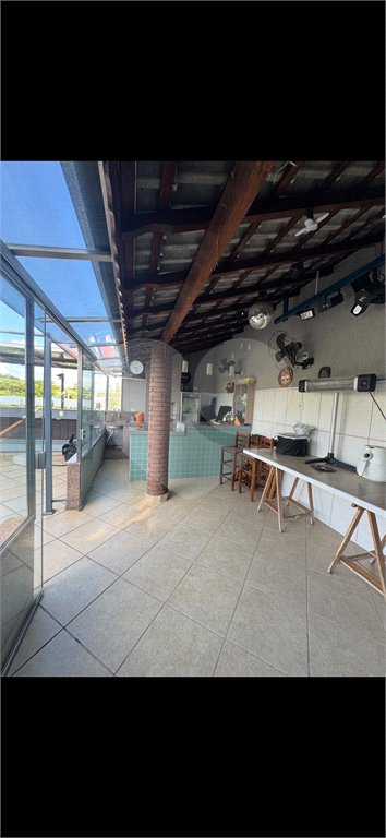 Casa à venda ou para alugar com 3 suítes em Jardim Lago Azul, Louveira, SP