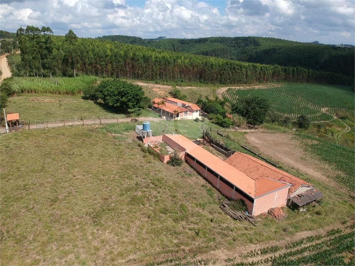 Sítio à venda com 3 quartos em Área Rural de São Miguel Arcanjo, São Miguel Arcanjo, SP