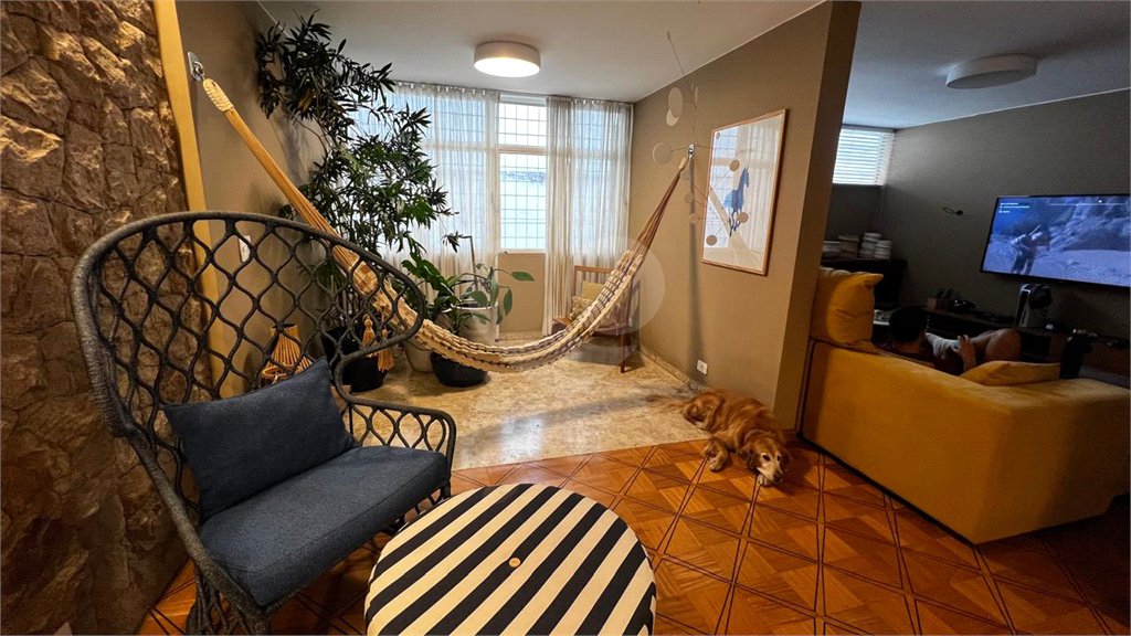 Sobrado à venda com 3 quartos, sendo 1 suíte, em Vila Mariana, São Paulo, SP