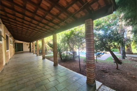 Casa à venda com 3 suítes no condomínio Portal do Sabia, Araçoiaba da Serra - SP