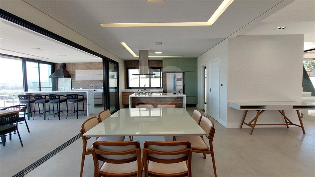 Casa à venda ou para alugar com 5 suítes no condomínio Residencial Alphaville Ii, São José dos Campos - SP