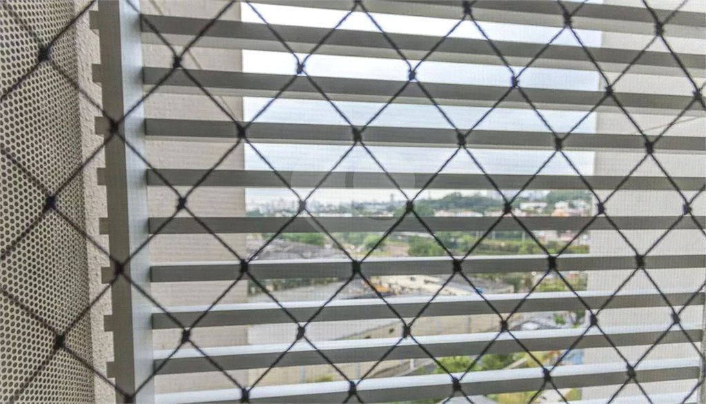 Apartamento à venda com 3 quartos, sendo 1 suíte, em Vila Anastácio, São Paulo, SP
