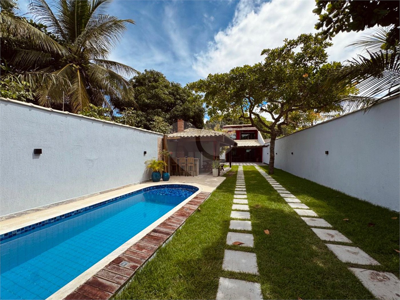 Apartamento para alugar com 2 suítes, em Orla Norte, Porto Seguro, BA